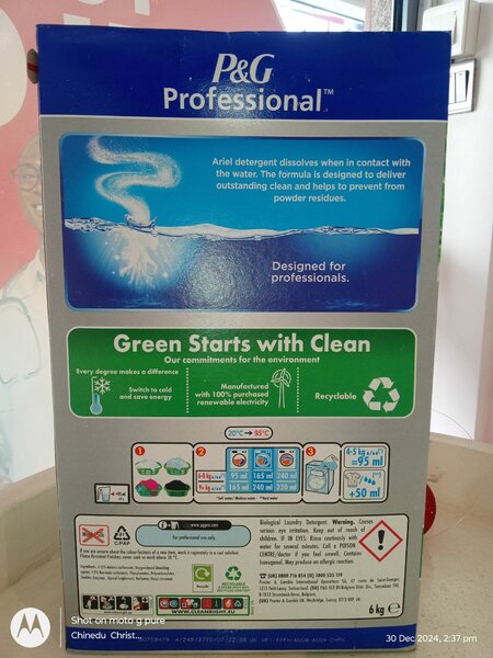 Ariel professional formula colour protect washing powder