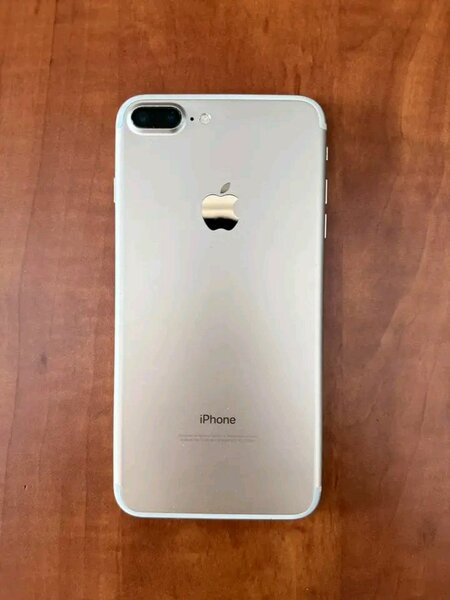 iPhone 7plus 128gb