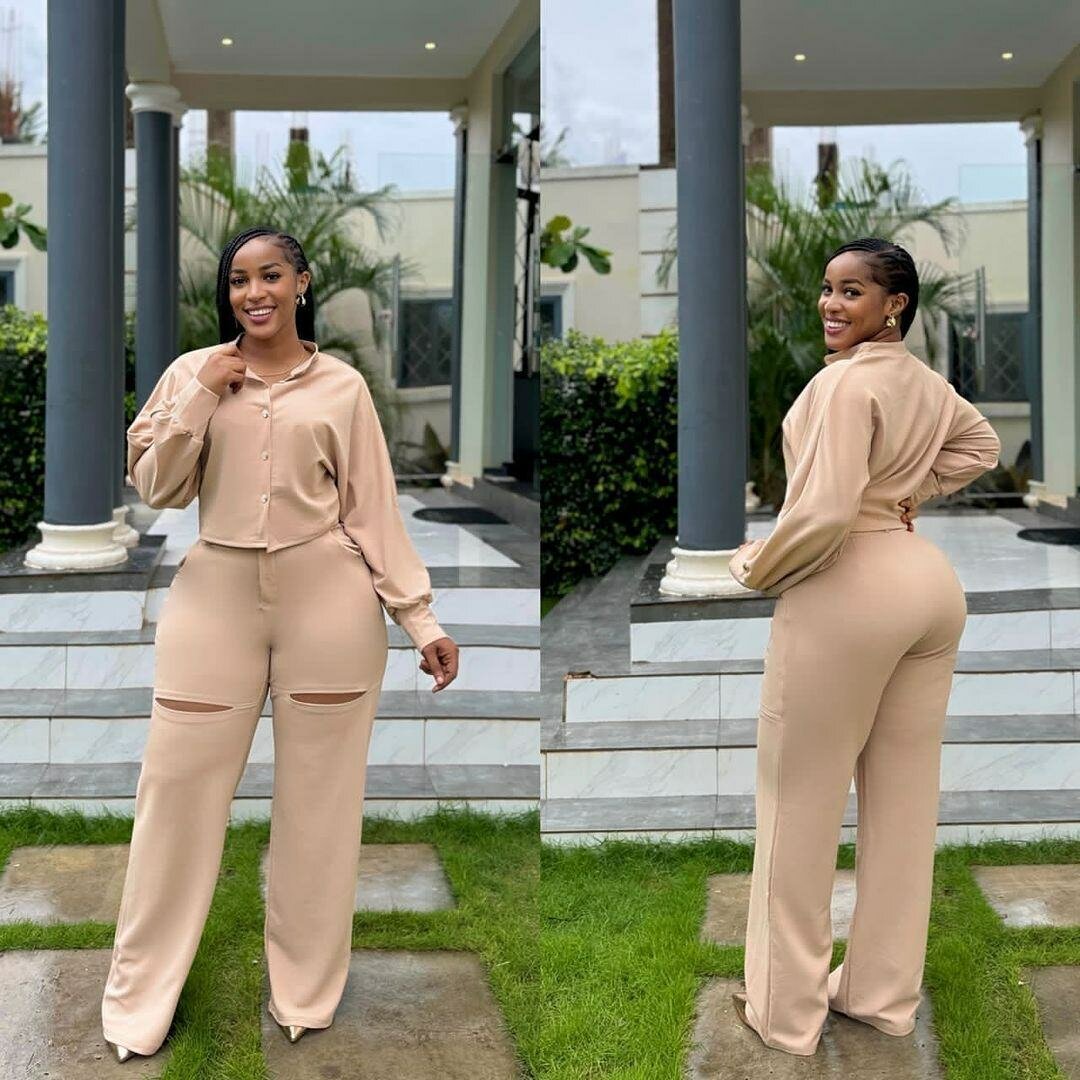 2piece readily available