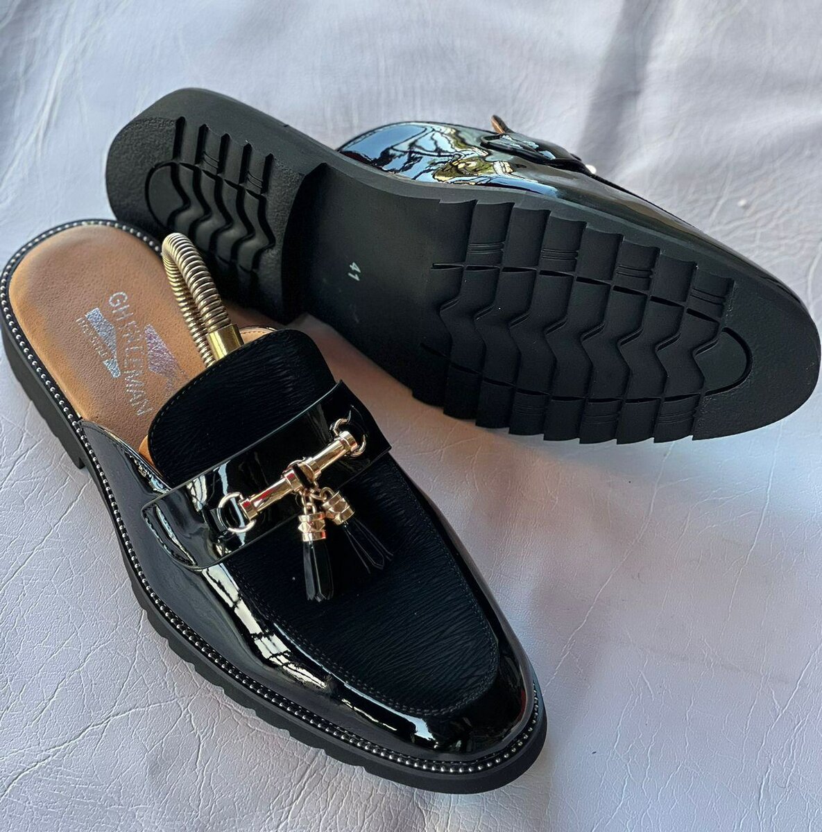 EXECUTIVE HALF SHOE