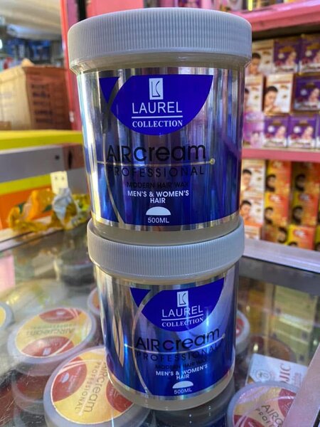 Crème capillaire professionnelle