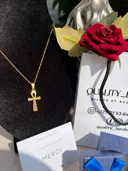 Collier Pendentif Doré