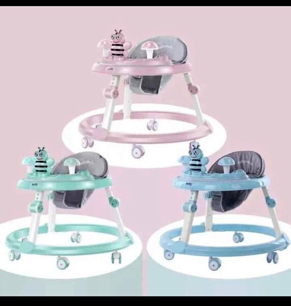 Trotteur Bébé Réglable et Confortable