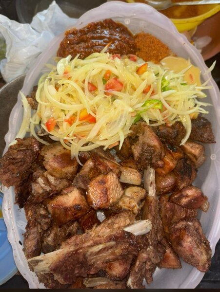 Porc africain braisé/ grillé