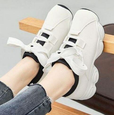 Chaussures blanches femme tendance