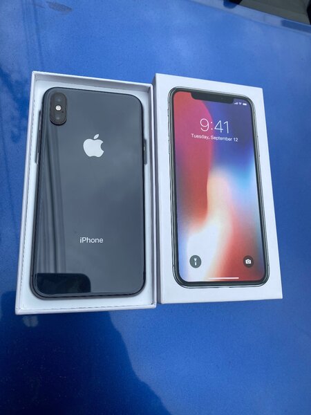 iPhone X 256.GB Open Box