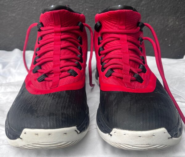 Jordan Ultra Fly 2 Noir Blanc