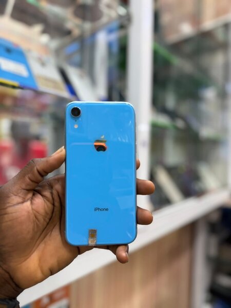 iPhone XR bleu reconditionné