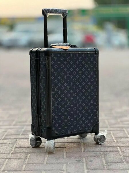Valise Louis Vuitton en promotion