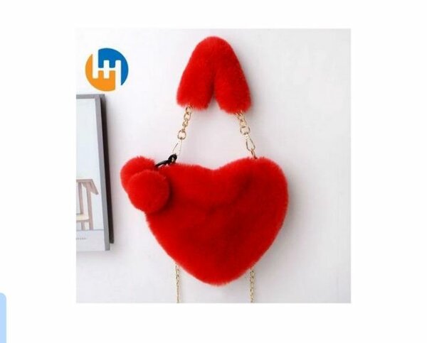 Sac bandoulière cœur peluche