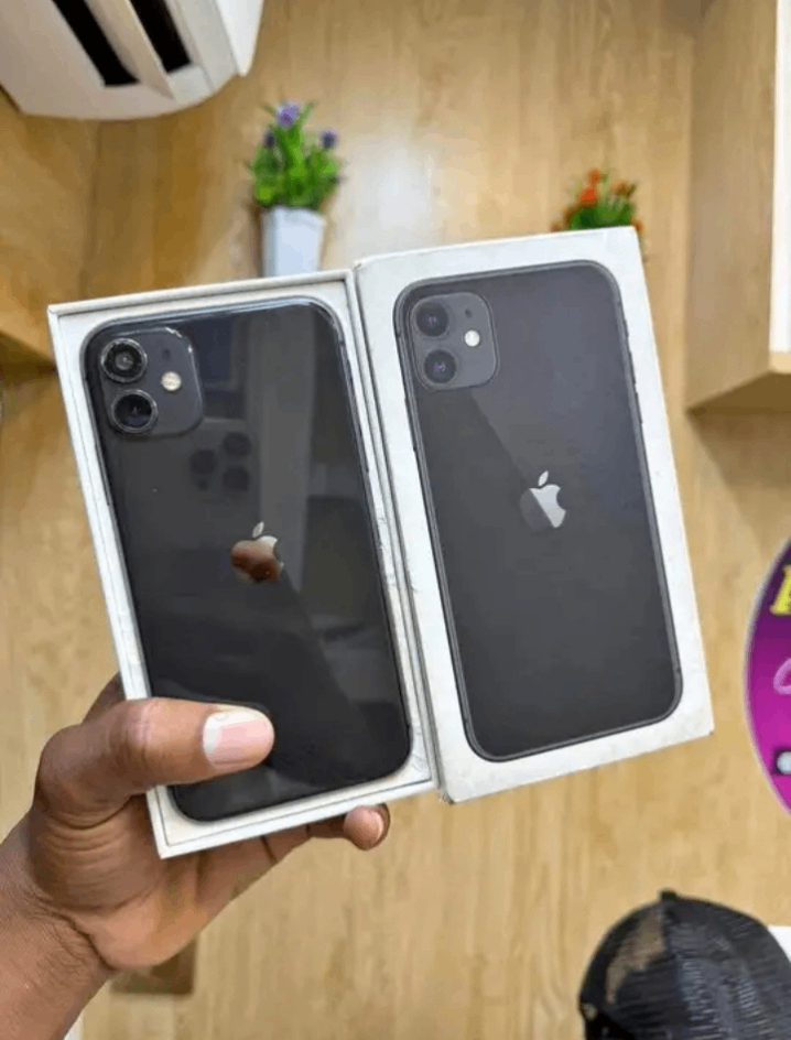 iPhone 11 Noir 64Go