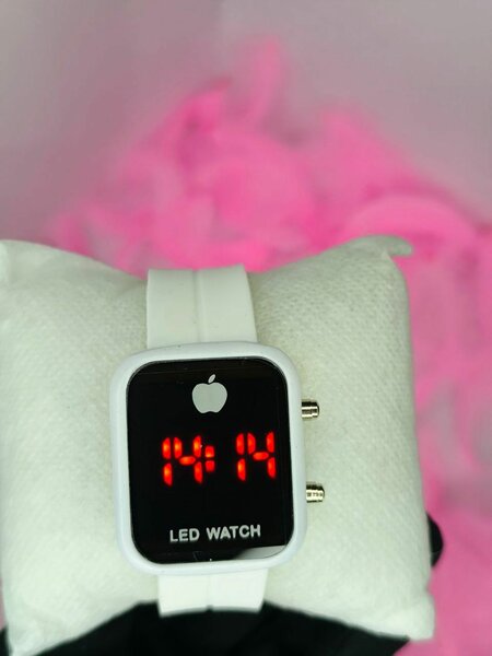 Часы наручные