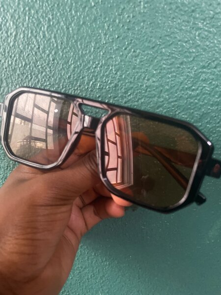 Lunettes de soleil élégantes