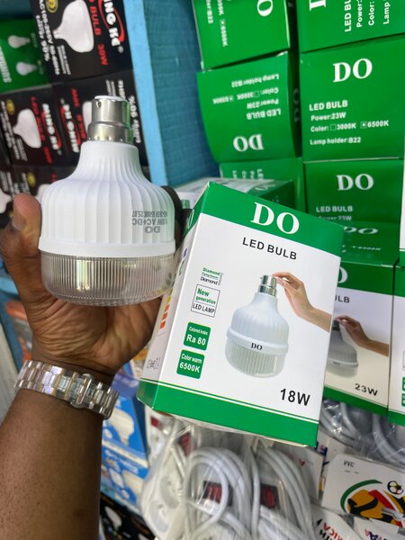 Ampoule LED DO Blanc 18W