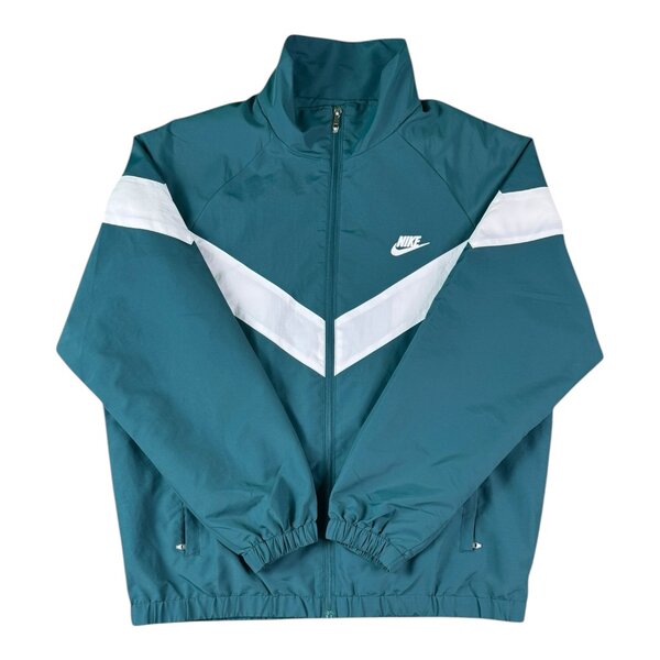 Ветровка Nike