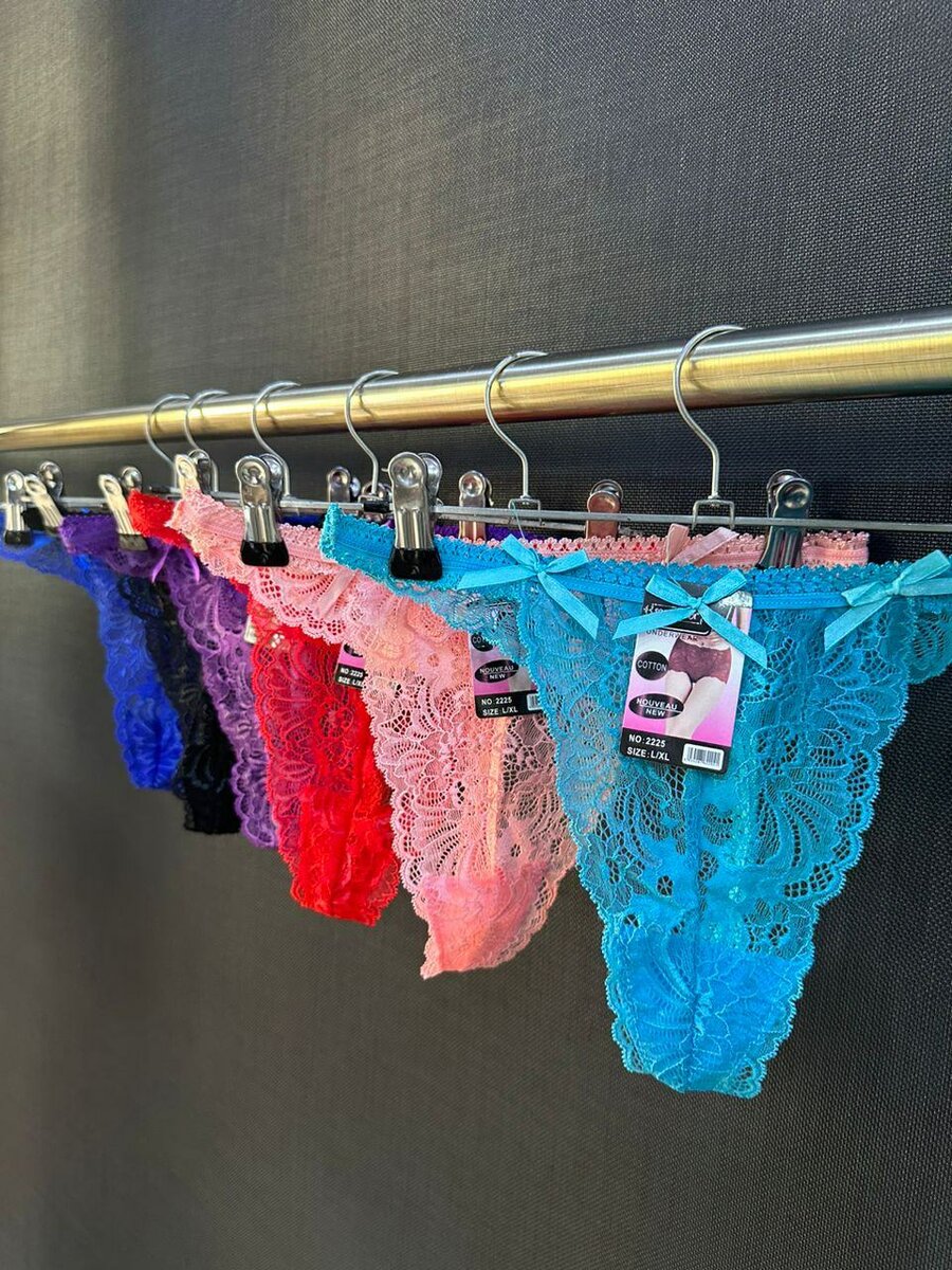 Ladies Pants a dozen