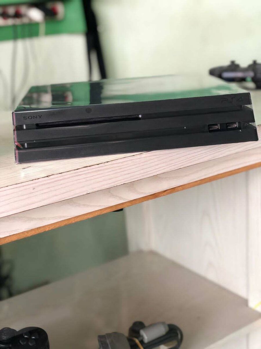 PS4 pro cracké +15 jeux