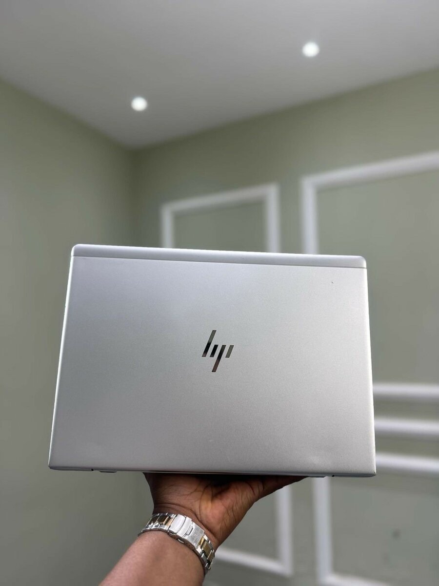 *HP ELITEBOOK 745 G6*