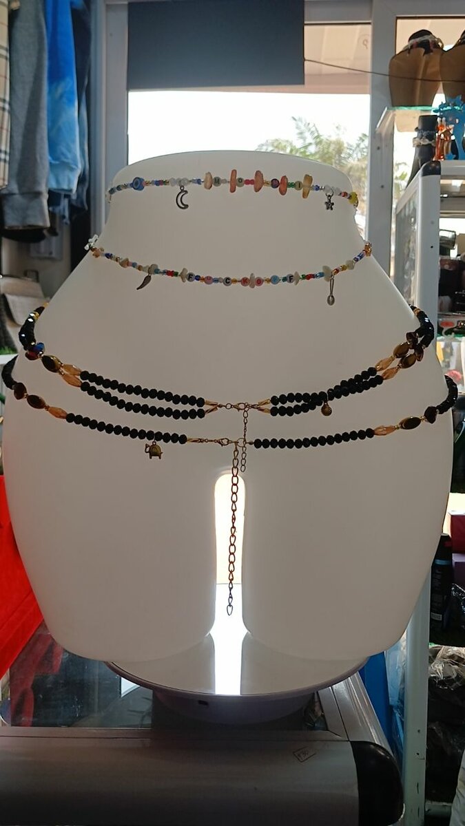 Waist and belly beads