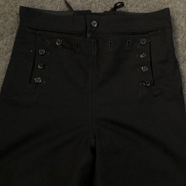 Ladies Stylish Black Pants