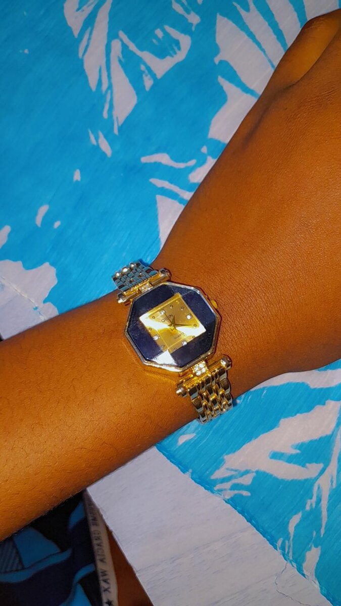 Montres Élégantes pour Femmes