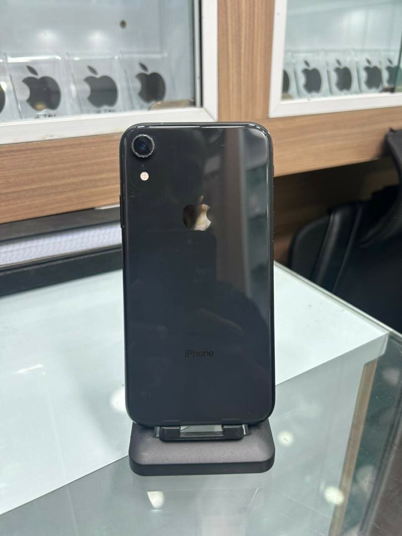 iPhone XR 64 G