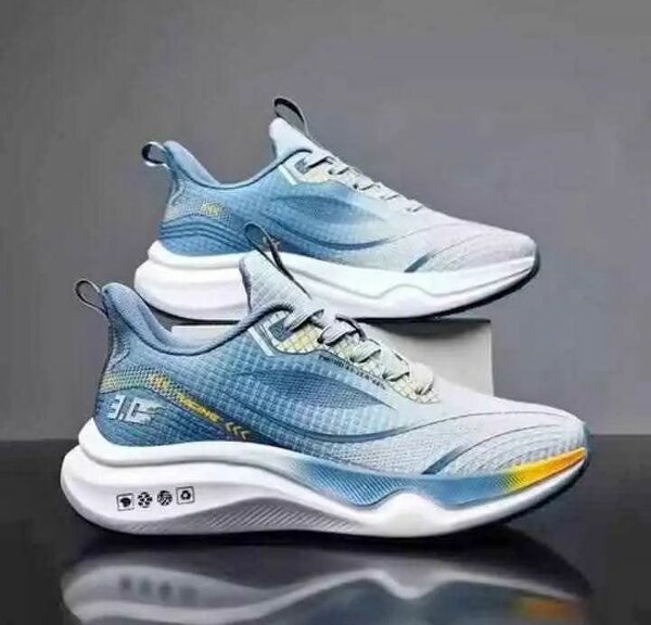 Chaussures de sport homme bleu clair