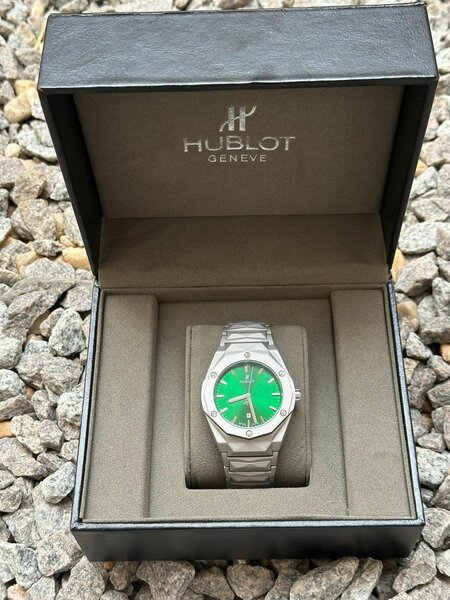 Montre Hublot en Acier avec Cadran Vert