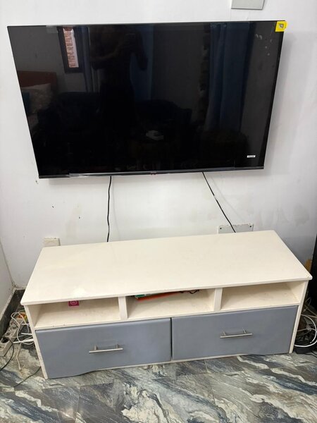 Meuble TV moderne compact