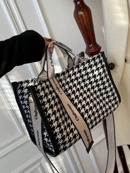 Sac cabas motif pied-de-poule