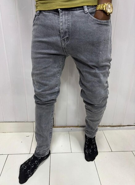 Jean slim gris pour homme