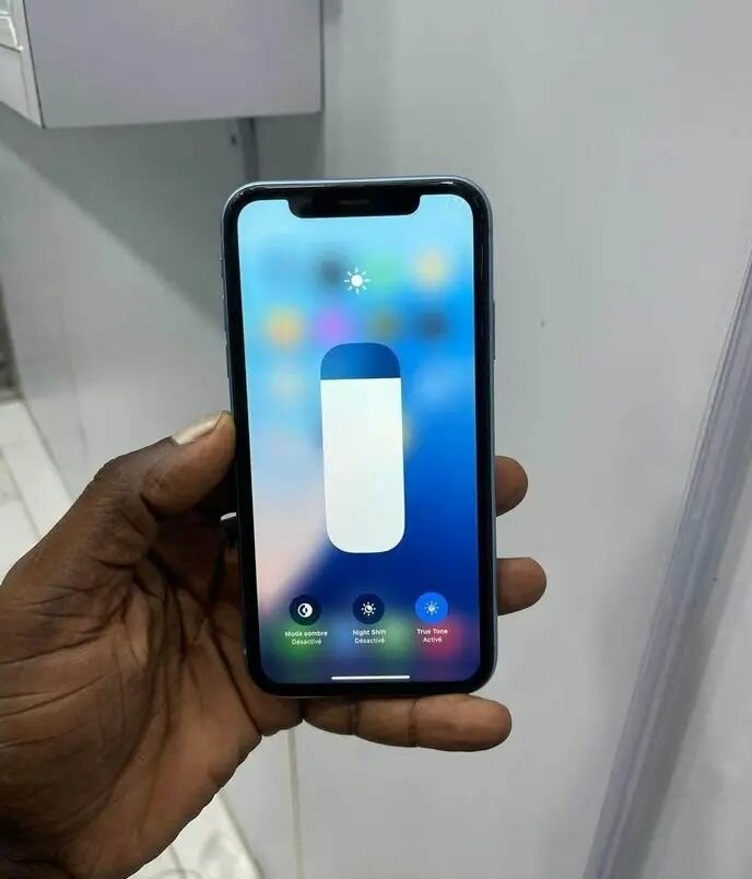 Apple iPhone XR 64GB