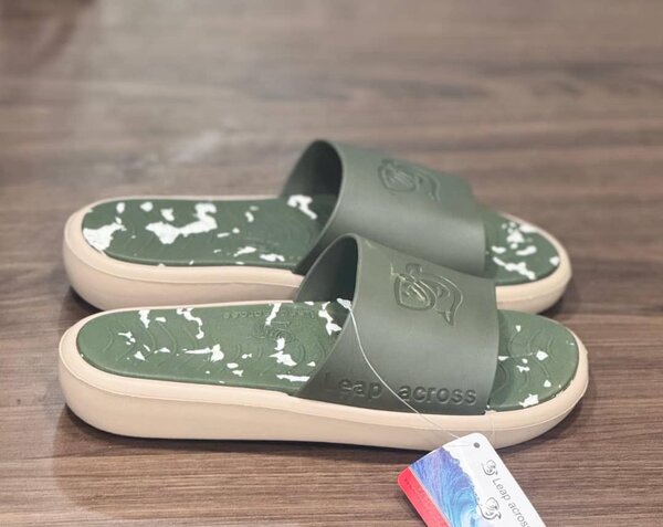 Claquettes confortables unisexes