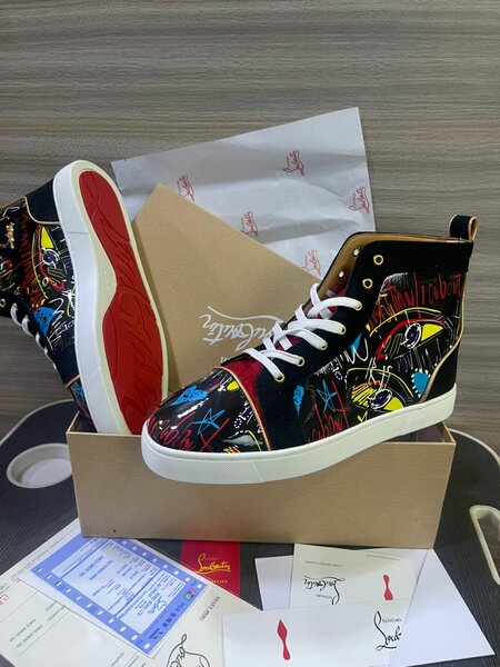 Louboutin prix promo