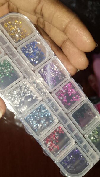 Kit de décoration ongles strass