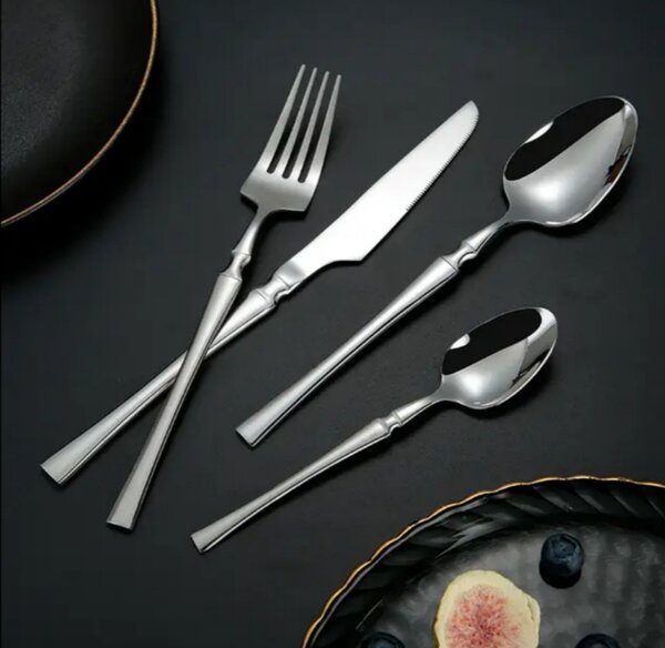 Couverts en acier inoxydable argent lot de 24