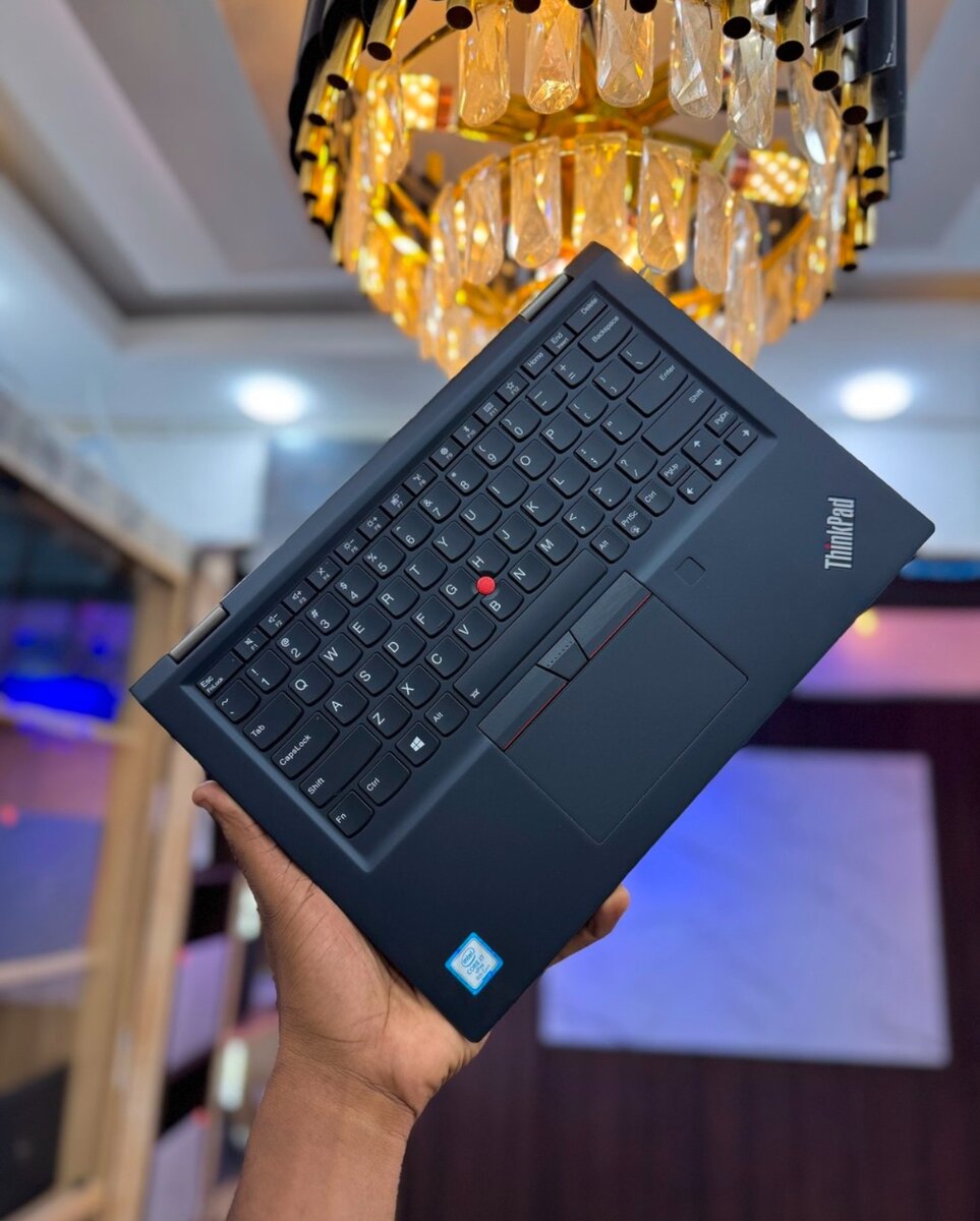 Lenovo Yoga i7