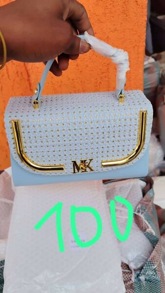 Sac à main élégant femme