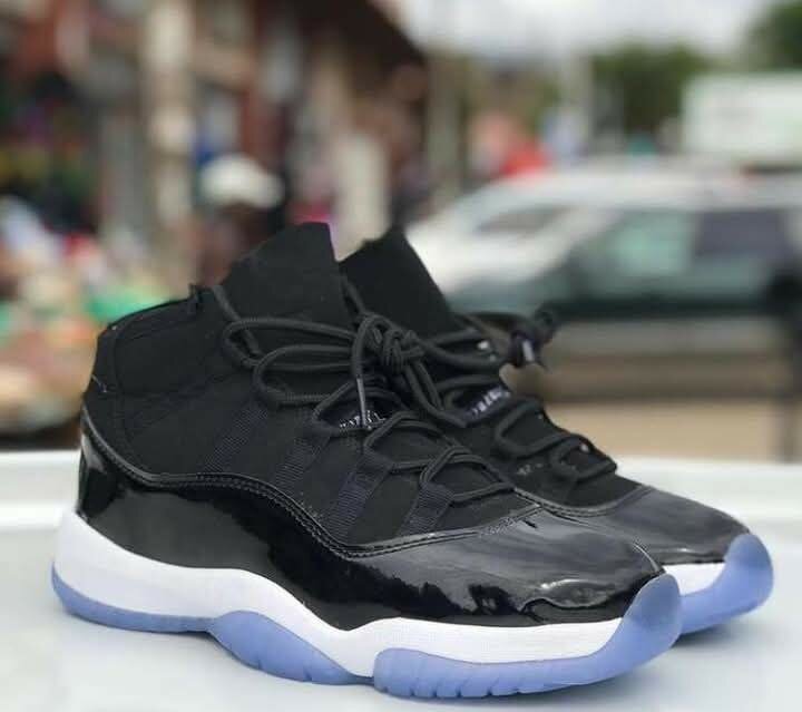 Air Jordan 11