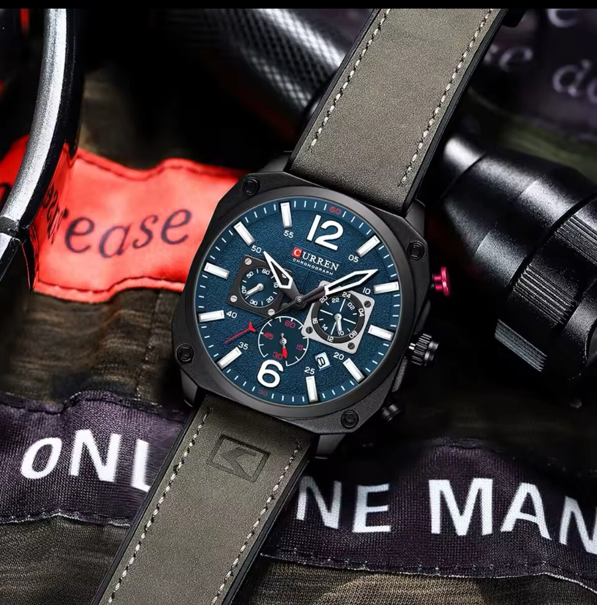 MONTRE CURREN EN CUIR