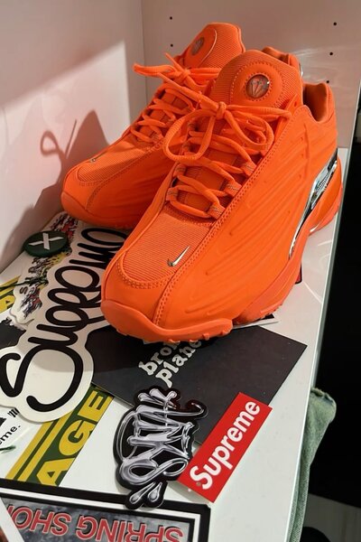 Chaussures de sport orange