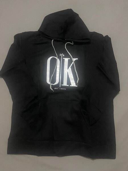 Sweat à capuche "It's OK"