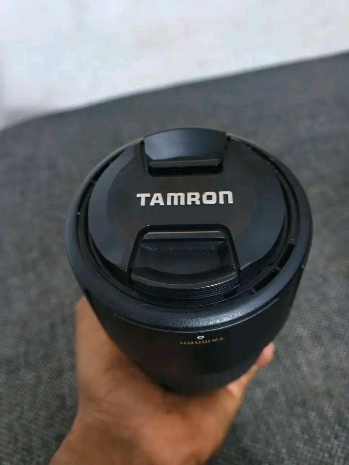 Objectif Tamron 70-300mm