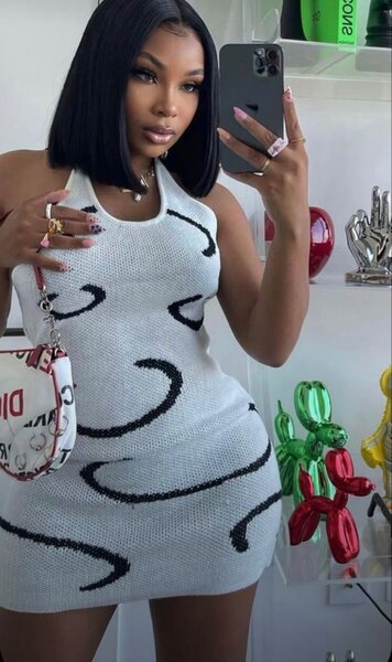 Robe en maille style minimaliste