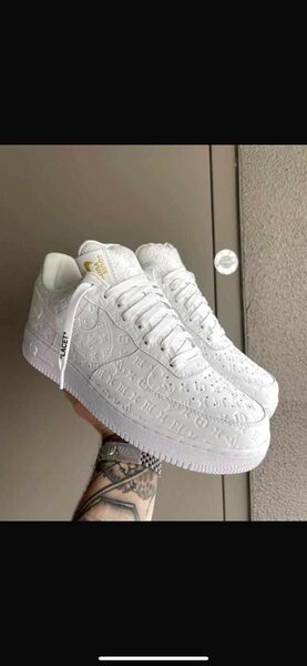 Airforce sneakers
