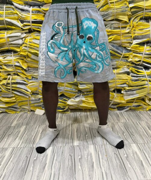 Shorts en graphisme de pieuvre