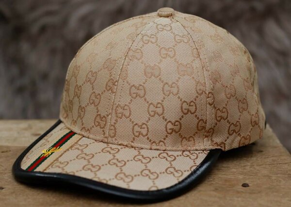 Casquette de marque tendance