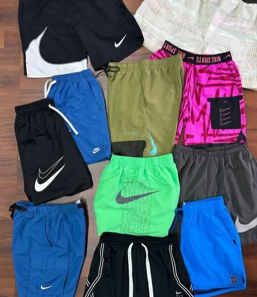 Shorts de sport variés
