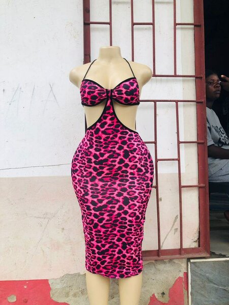 Combinaison rose imprimé léopard pour femmes