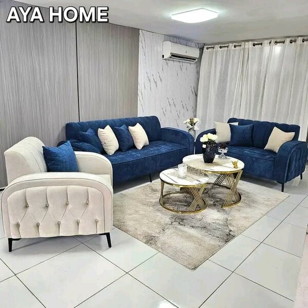 Canapé design AYA HOME pour salon moderne